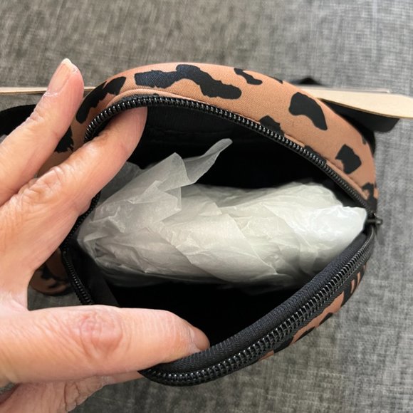 Dog backpack NEW - Picture 2 of 6